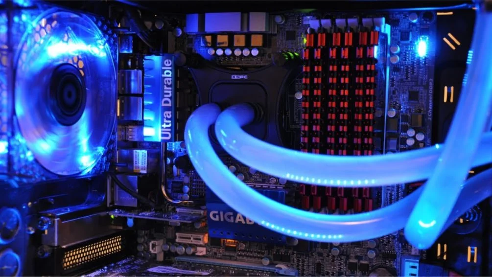 como-instalar-um-water-cooler-no-computador