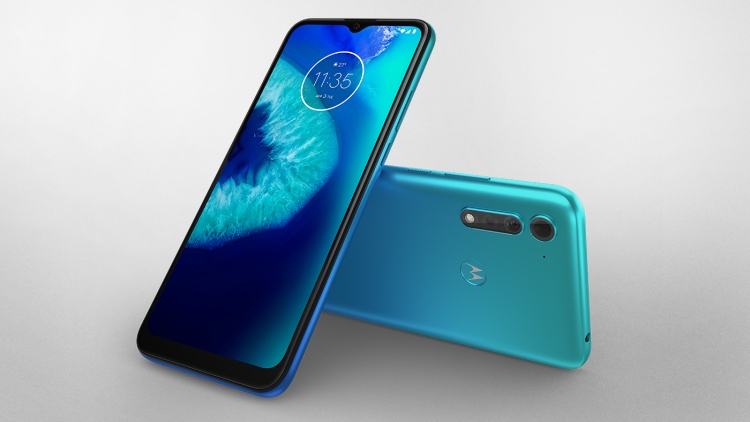 Motorola Moto G8 Power Lite com câmeras triplas